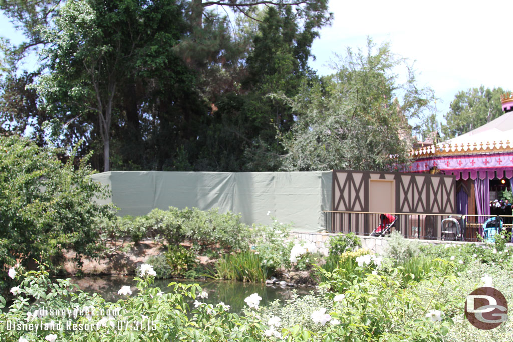 Some work going on the walkway from Frontierland to Fantasy Faire. 