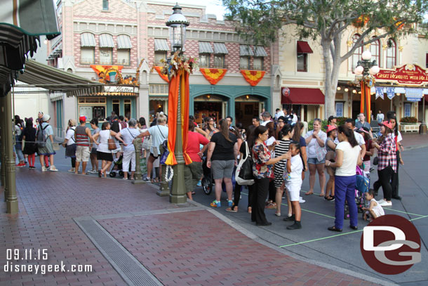 A large queue for Mickey and Minnie