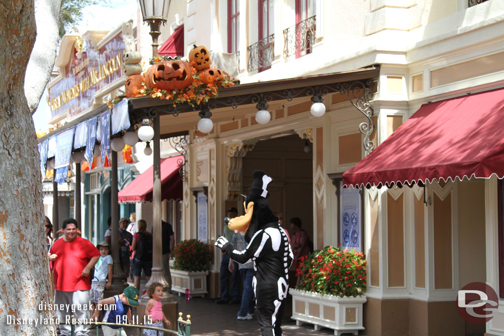 Goofy in his Halloween costume.