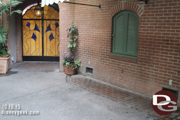 Out in New Orleans Square the artists that worked between the drinking fountains and Club 33 entrance are gone.