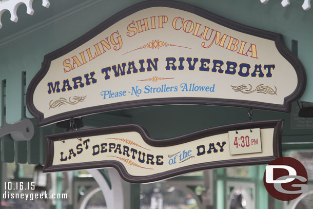 Early closure of the Mark Twain because of the Halloween party.