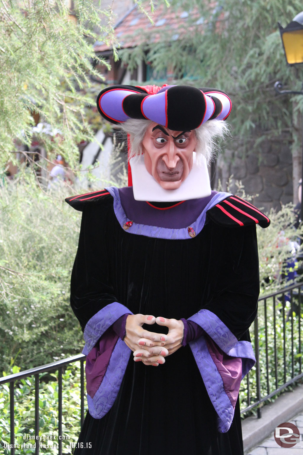 Claude Frollo in Fantasyland.