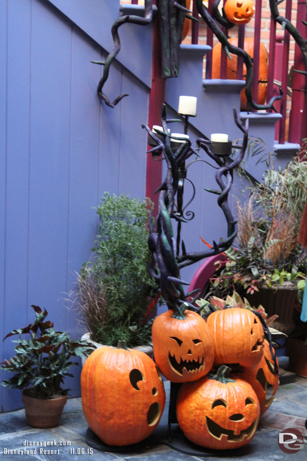 A photo location for Jack and Sally has been set up in the Royal Courtyard.