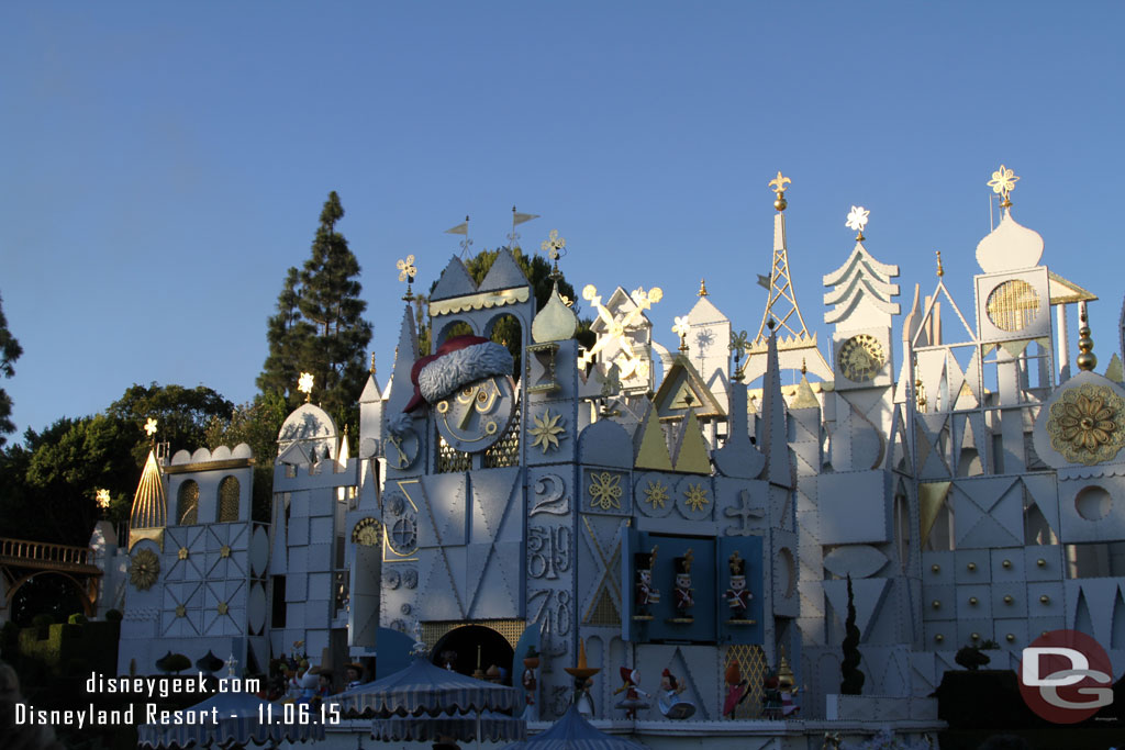 Circled back to Small World Holiday.  Only a 10 minute wait now so went for my first cruise of the season.