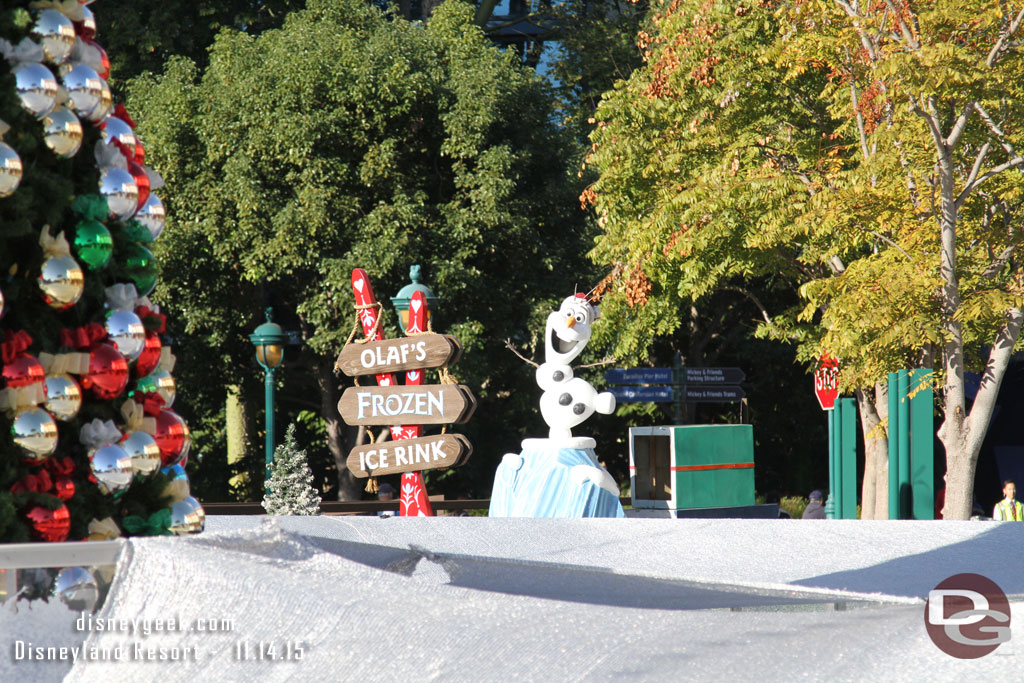 Olaf is back too.