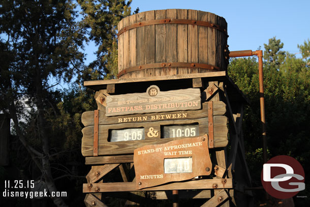 40 min wait and a 5 hour return time at Big Thunder around 4pm.