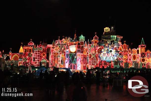 Made my way out to Small World to see the projection show.