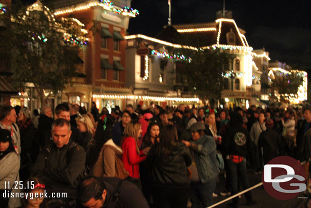 Back to Main Street, 5 minutes until Disneyland Forever.  A good crowd but not packed in.