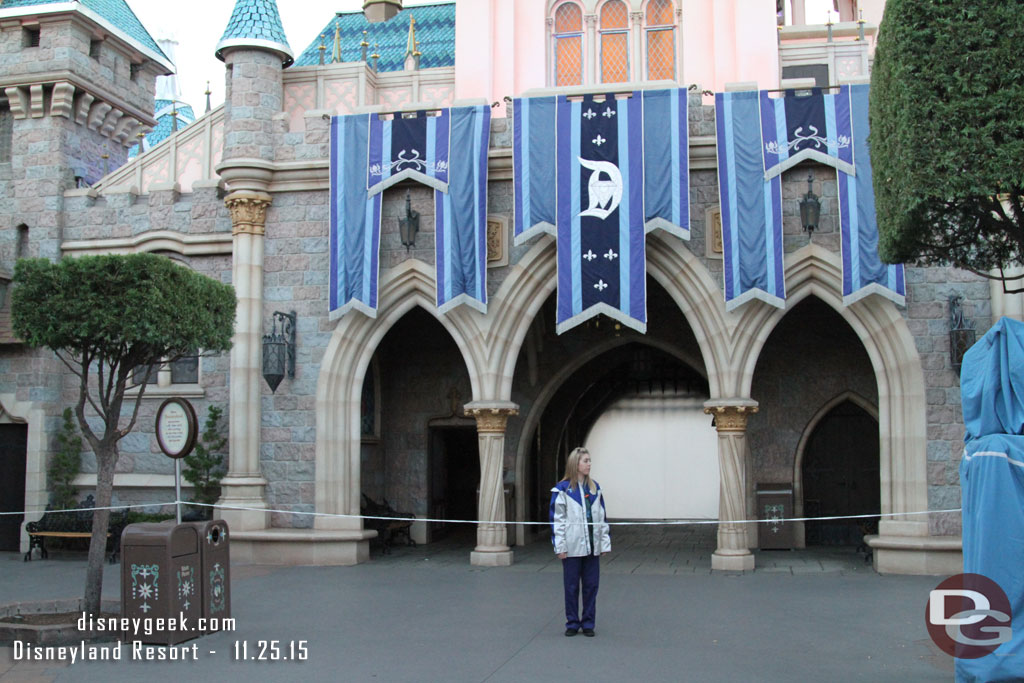 The Castle is closed off already for the First Disneyland Foreve, this was around 4:30 for the 6:30 show.