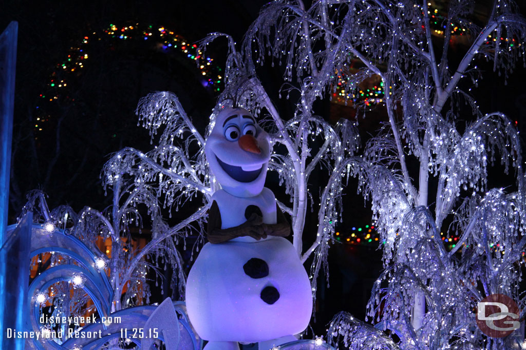 Paint the Night - Olaf