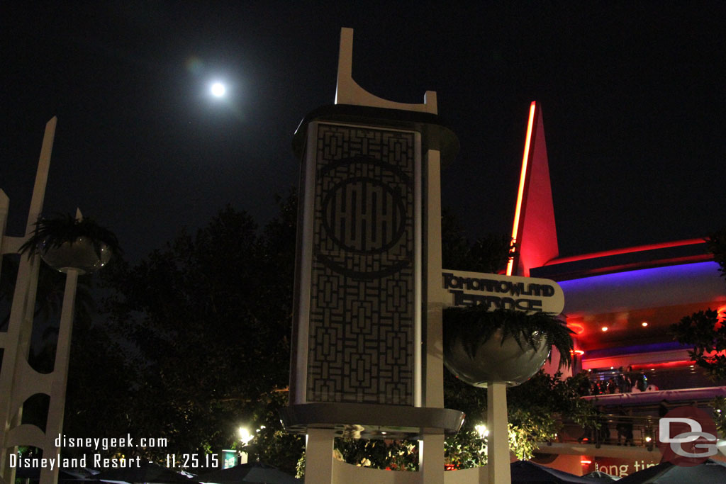 The speaker covers are back at the Tomorrowland Terrace.  Nothing going on this evening.