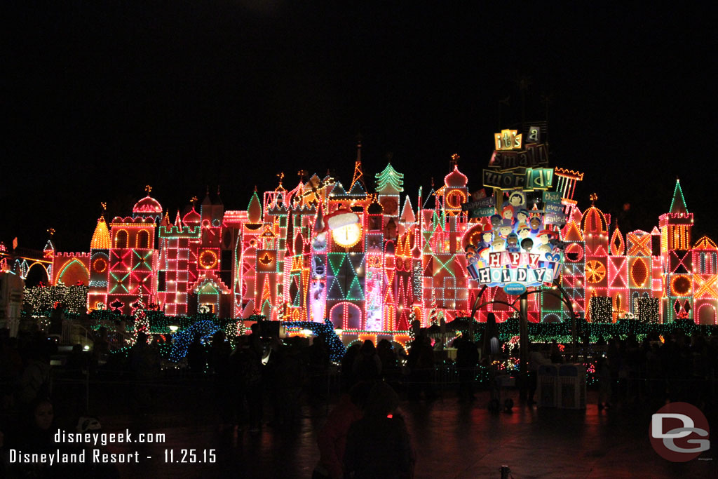 Made my way out to Small World to see the projection show.