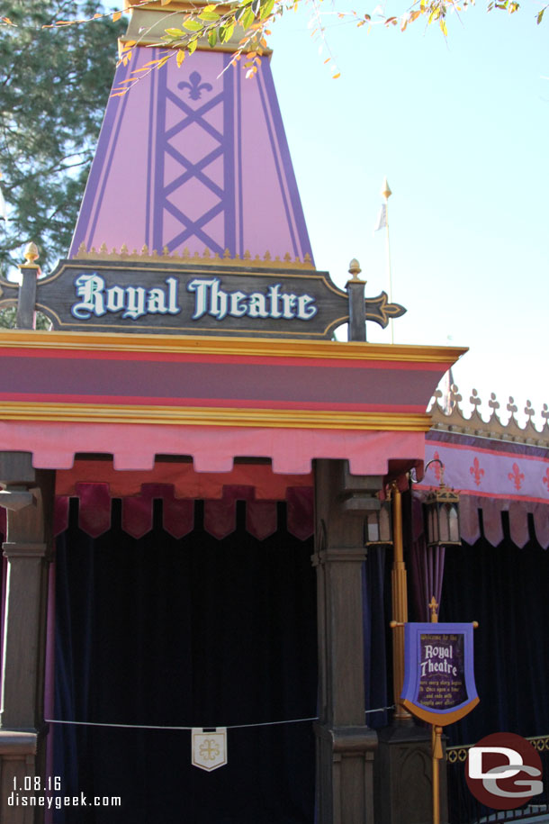 The Royal Theatre was closed today.