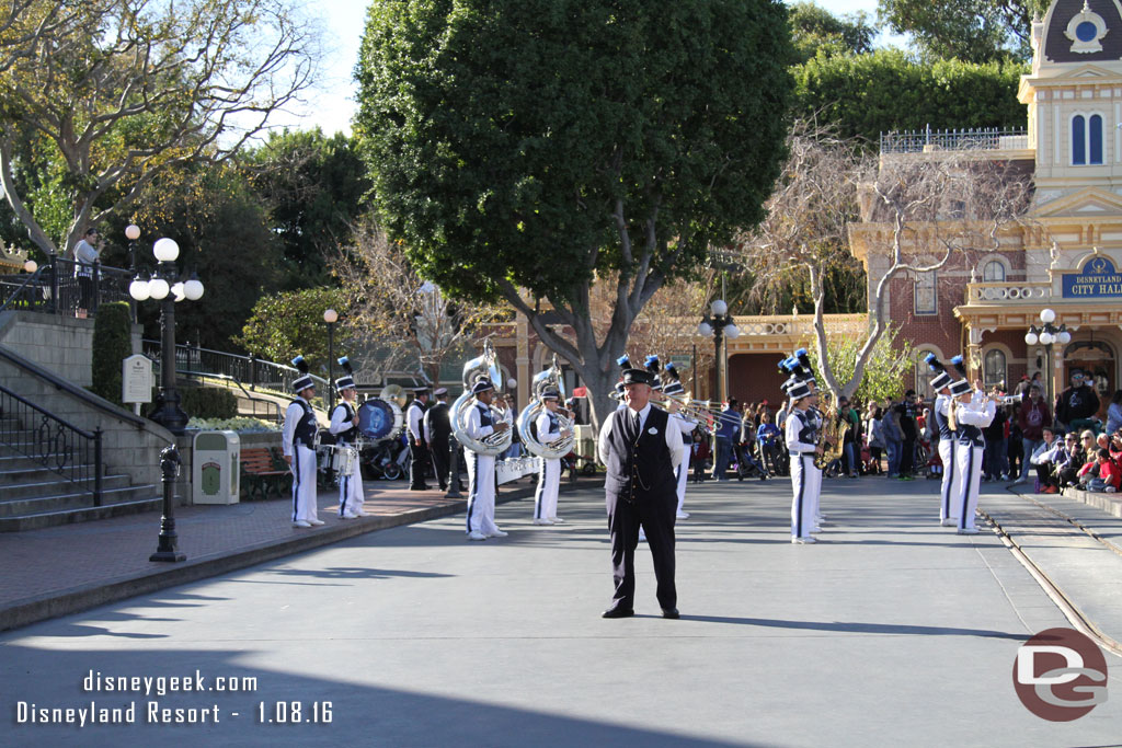 The Disneyland Band was performing in Town Square when I arrived.