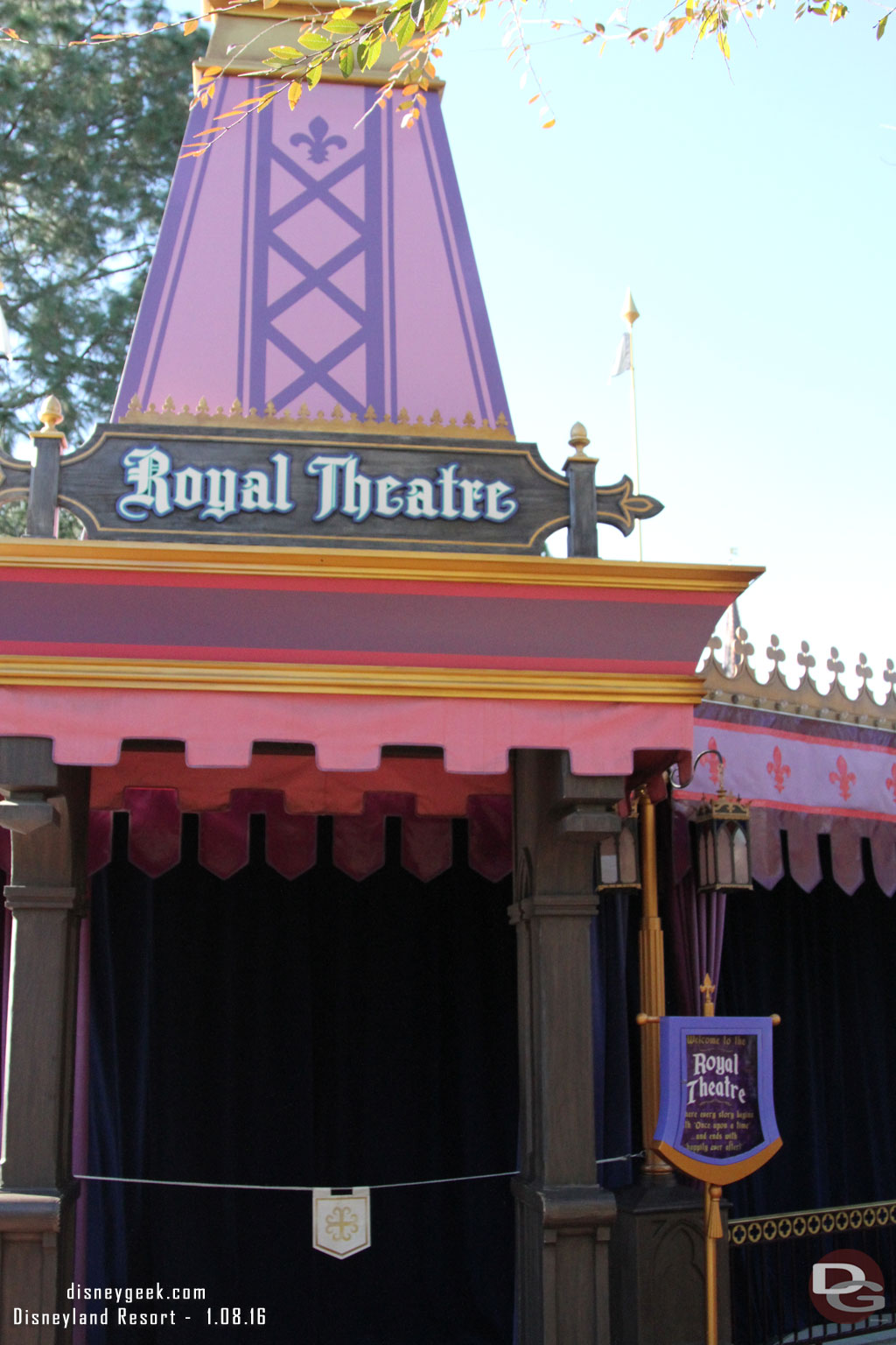 The Royal Theatre was closed today.