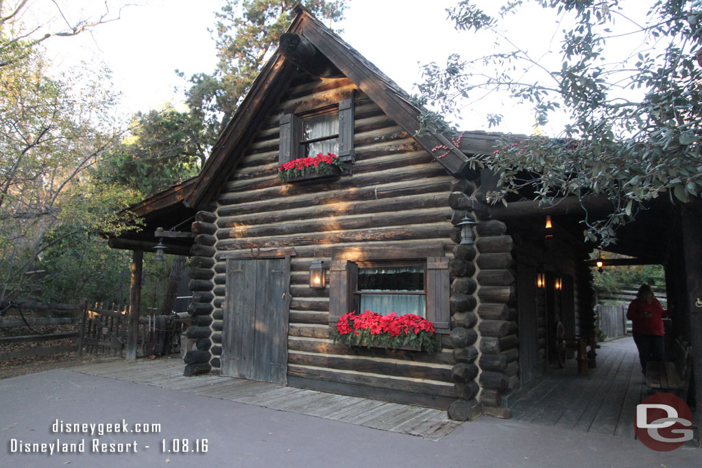 A last look at the cabin before exiting the ranch.