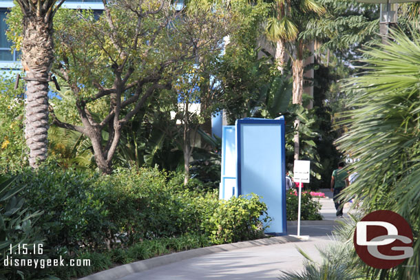 Interesting they only put walls up near the entrance/exit paths of the pool this time.