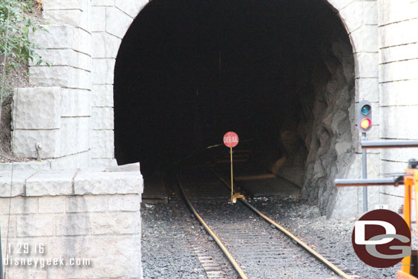 A marker indicating the track ends ahead.