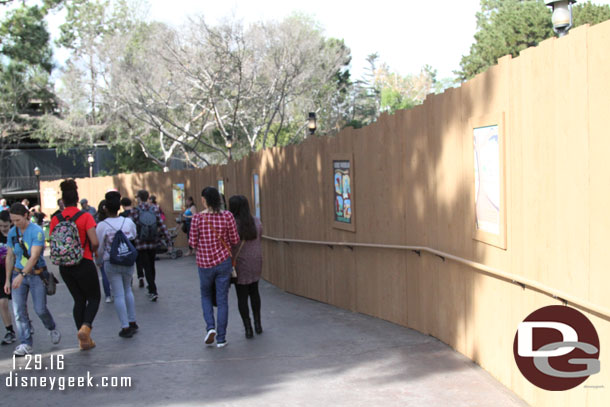 The construction wall comes all the way to the outdoor vending location and the trail that leads to the small eating area for the Galley.  It now features some attraction posters.