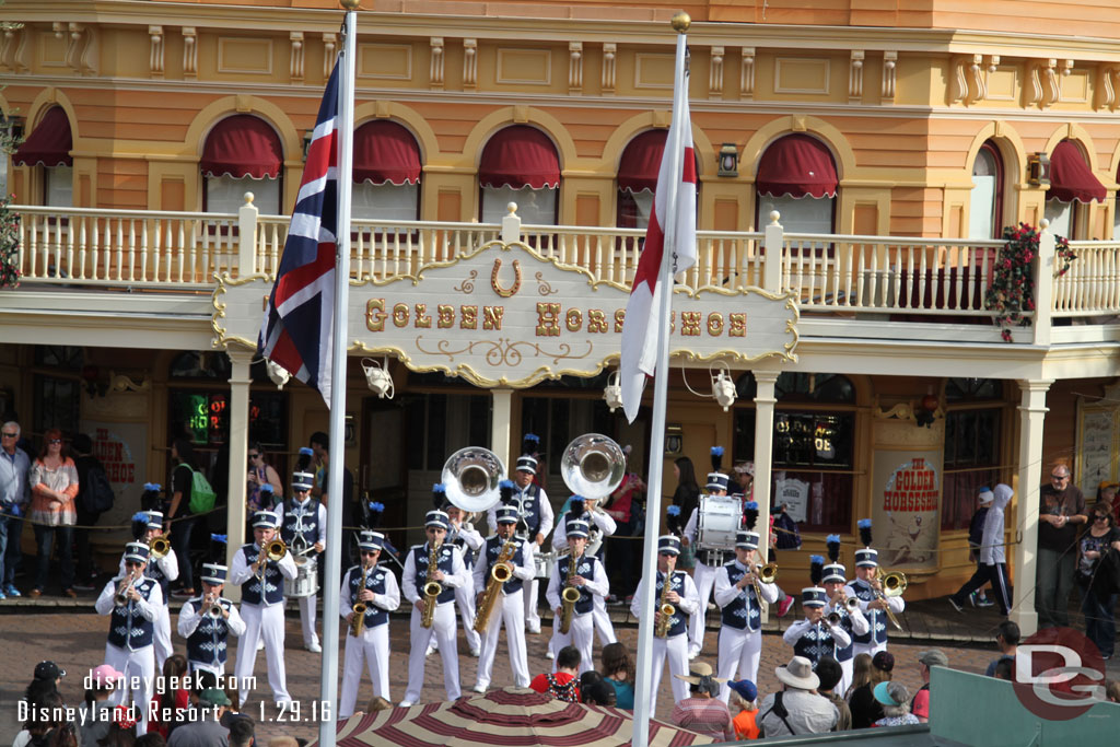 The Disneyland Band was in Frontierland performing, so there was a great soundtrack as I wandered around the Mark Twain this afternoon.