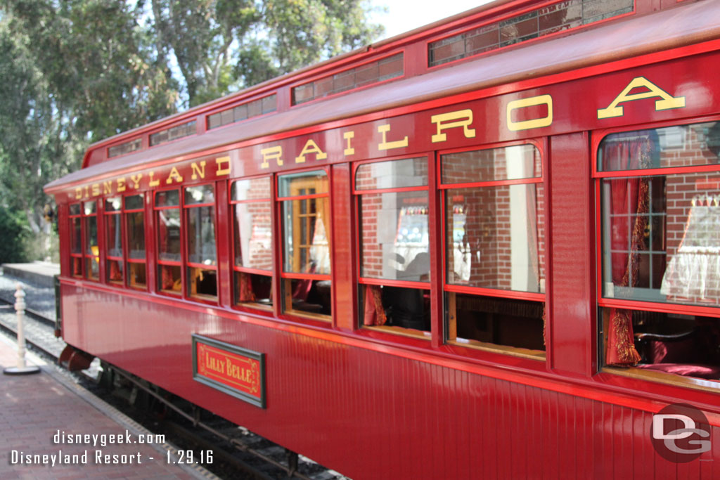 The windows on the Lilly Belle were open so you could take a better look inside.