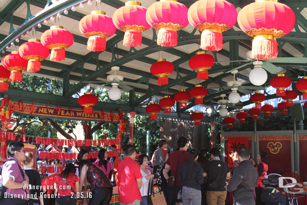 A line for Chinese brush painting and calligraphy