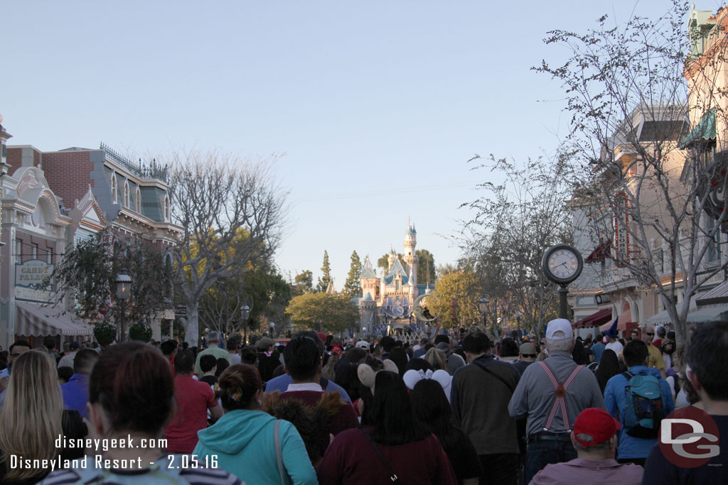 Oops arrived on Main Street as Soundsational was just reaching the end of the street so I was stuck in the wake.