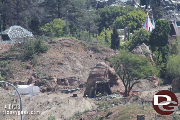 Looks like some of the archway was removed. In the back left of this picture that is the skyway building.