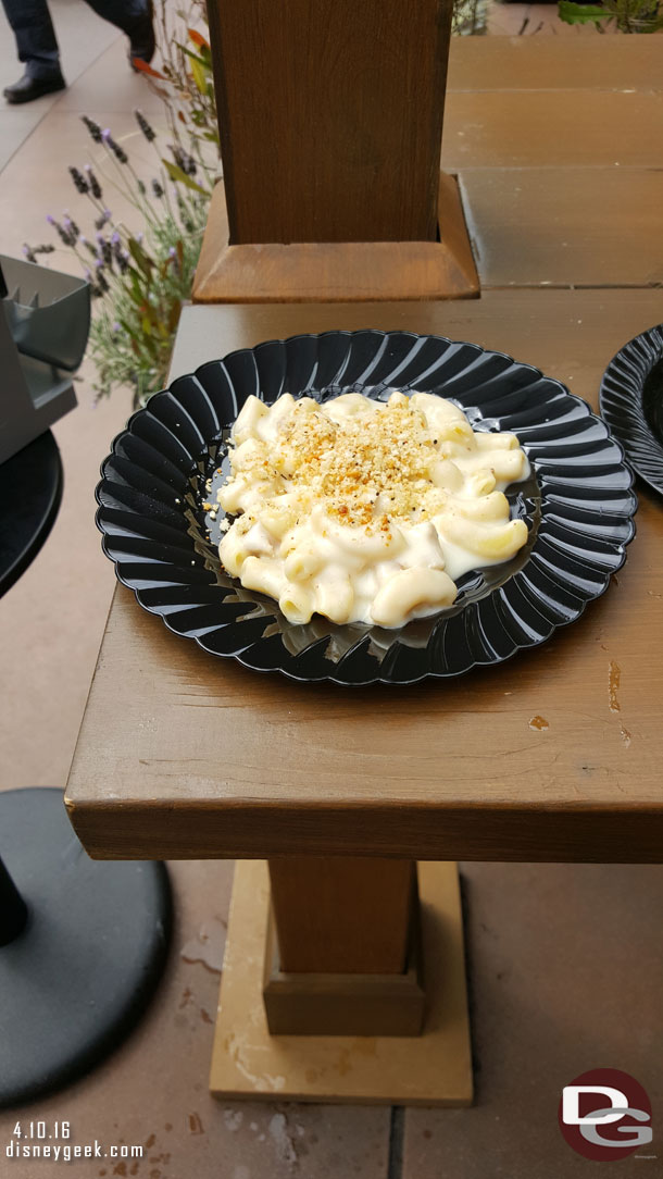 Triple Cheese Mac with Smoked Chicken - Gold Rush Marketplace - $6.00 