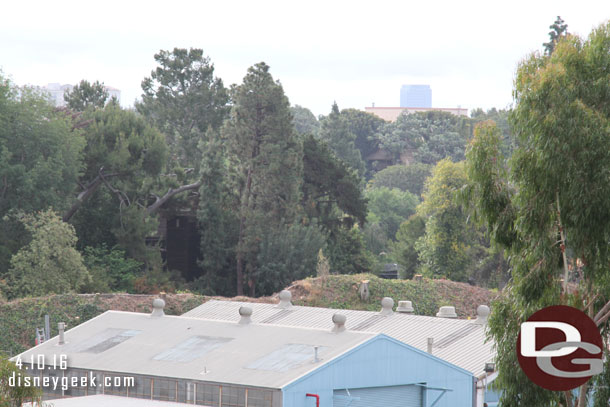 It is now harder to see into the park, they put some trees behind the scaffolding and coffer dam.