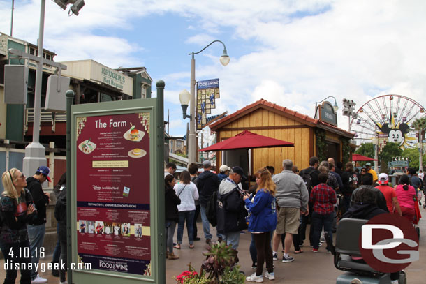 The food lines were. This was around 11:20am. 