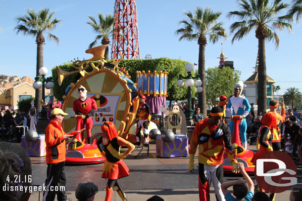 The Incredibles Heros In Training is back and being performed twice daily in Paradise Pier.  The show appears to be basically the same as the last time it ran.