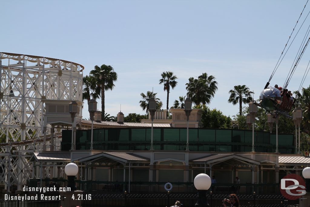 The Silly Symphony Swings are closed for renovation and the mechanism is currently removed.