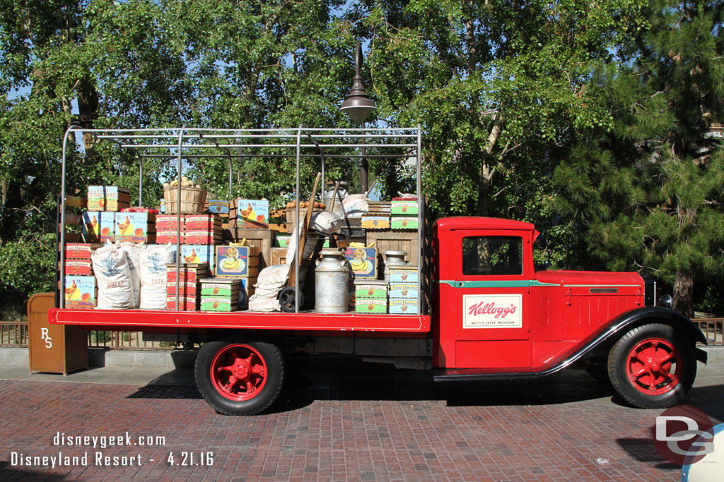 The Kelloggs truck from the Backlot was parked near the Bakery/Child Car Station in the Wharf today.  I forgot to check the Backlot to see what was in its former spot.  It is is back to almost near where it started in DCA.