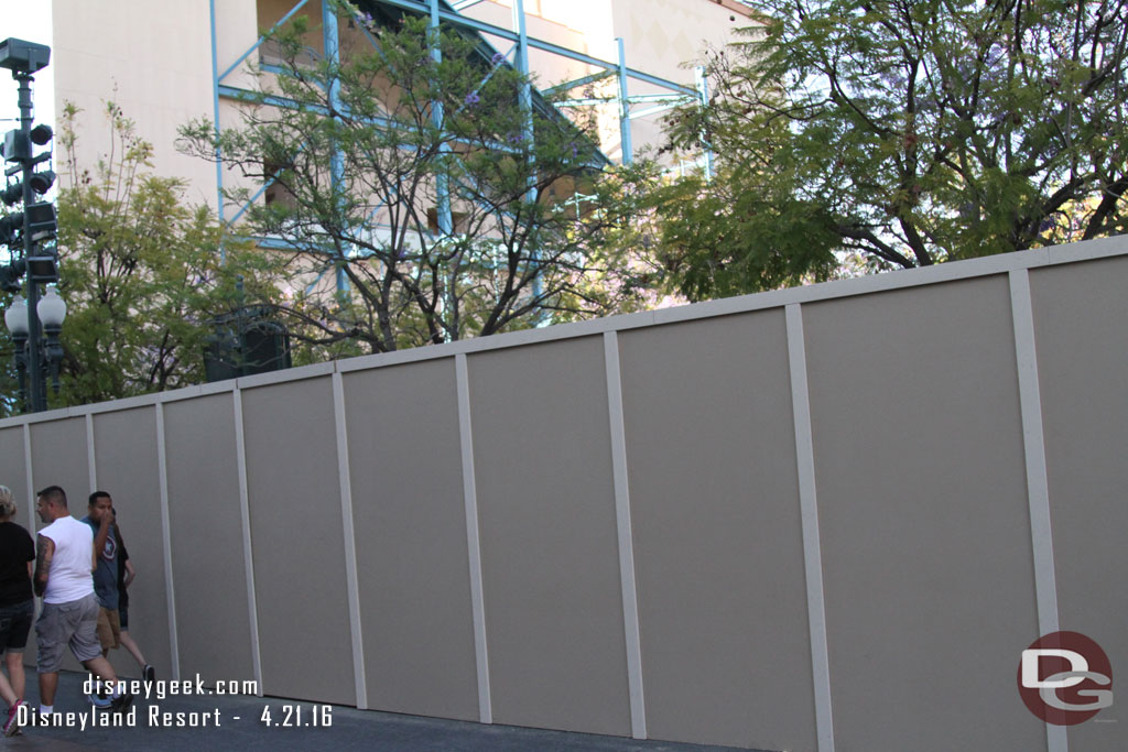 Walls up around the Hyperion queue area.