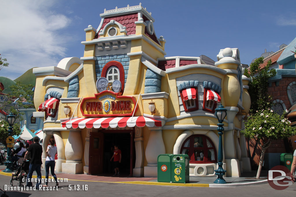 Out in Toontown the Five & Dime front door work is done.