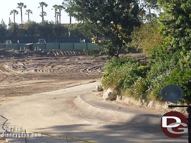 It is very odd to see it flat all the way back.  It has not looked like this since 1954 probably when that was an orange grove.