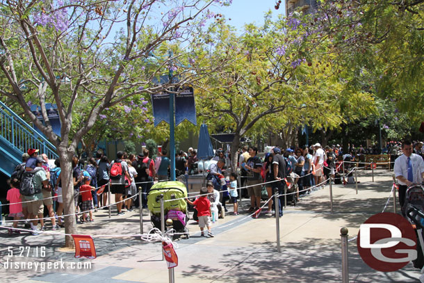 As luck would have it not many guests in Standby yet.  That small group in the middle is all that were in front of me.  I would say less than 50.  Eventually they let us cross and get in line and fill in that queue.