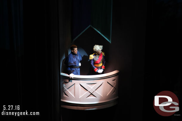 During the finale the Duke and Hans in a balcony.