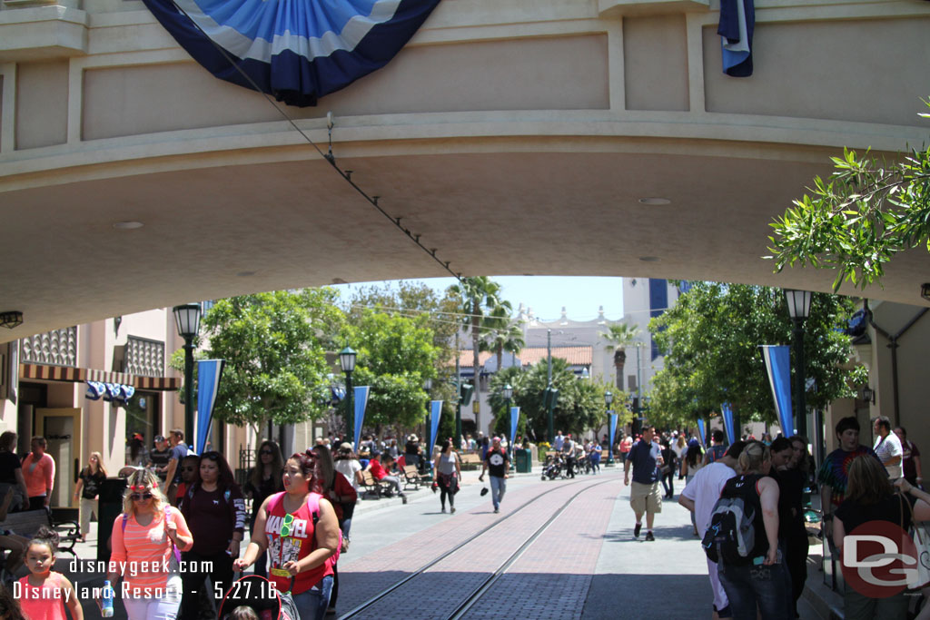 Buena Vista Street had people but it was not too crowded.