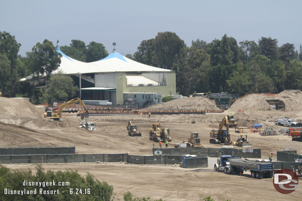 A wider view of the left hand/North side of the site.