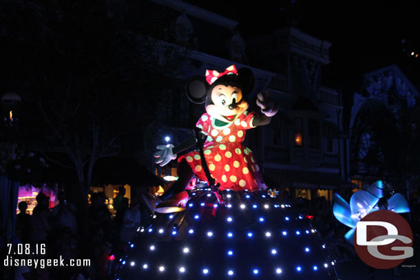 Minnie in Paint the Night