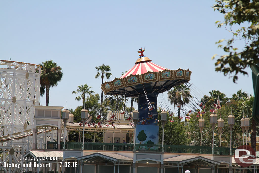 The swings were temporarily down but they were cycling so looked to be re-opening soon.