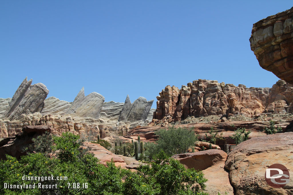 Passing through Ornament Valley.