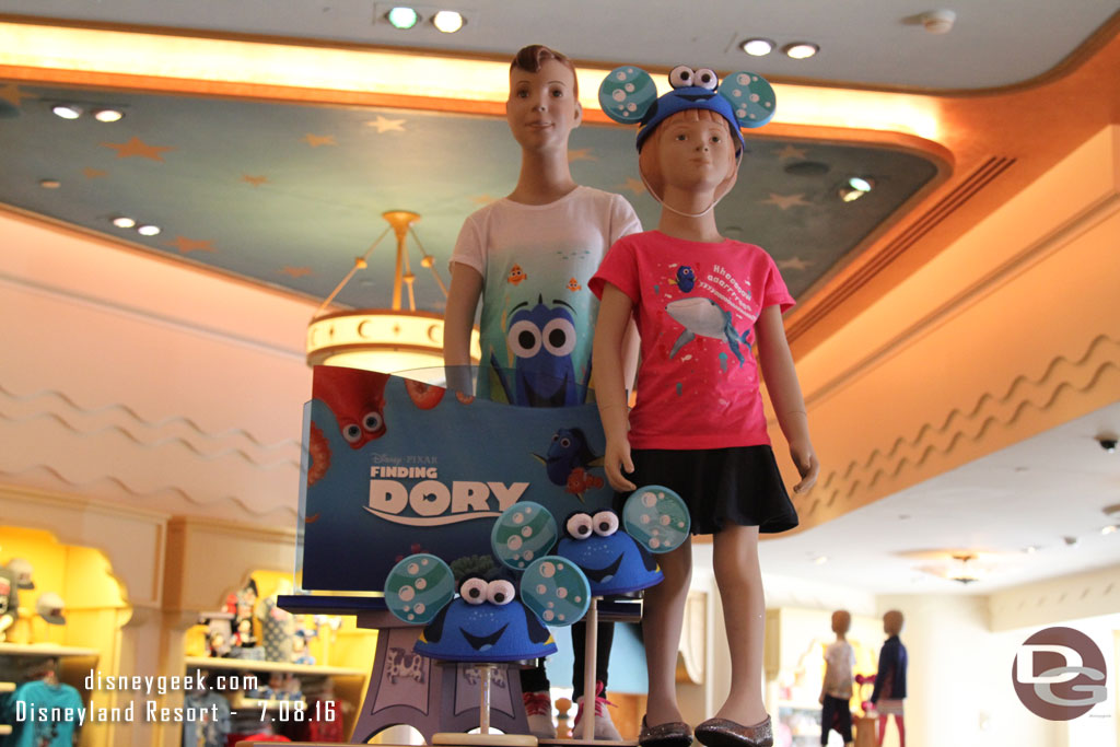 Plenty of Dory merchandise in Elias & Co.