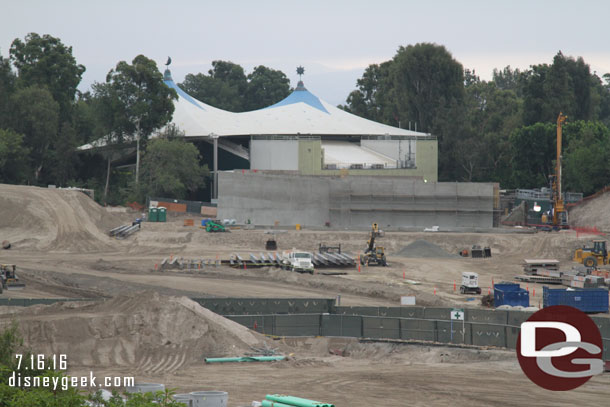 The wall has been poured and the forms removd.  In the foreground you can see the steel i-beams still waiting to be installed.