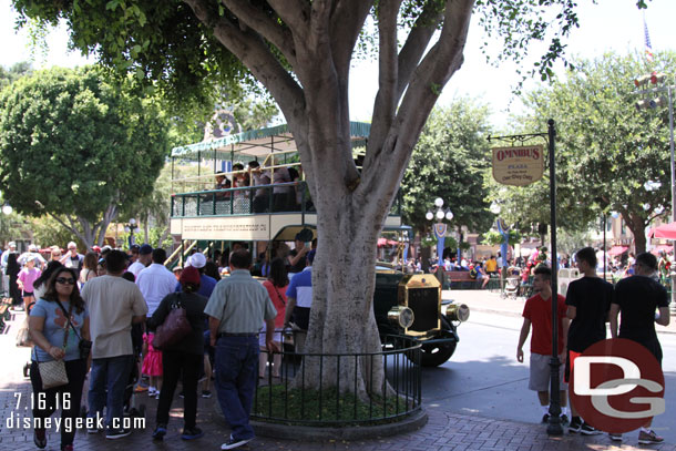 The Omnibus was full and a good size crowd waiting for the next one.  There were two running this afternoon.