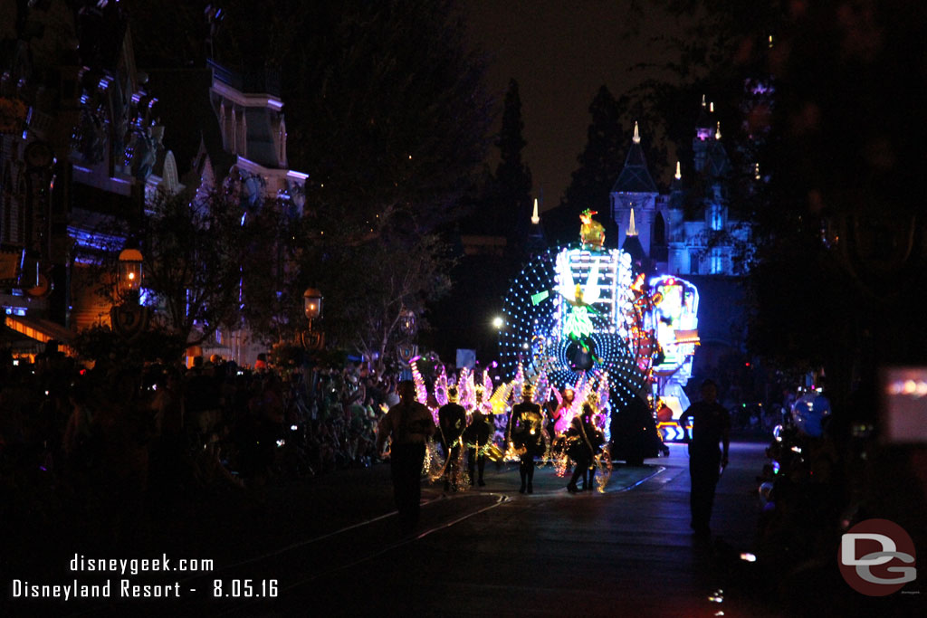 This past week Disney confirmed that Paint the Night, Disneyland Forever and World of Color Celebrate will all end on Labor Day.