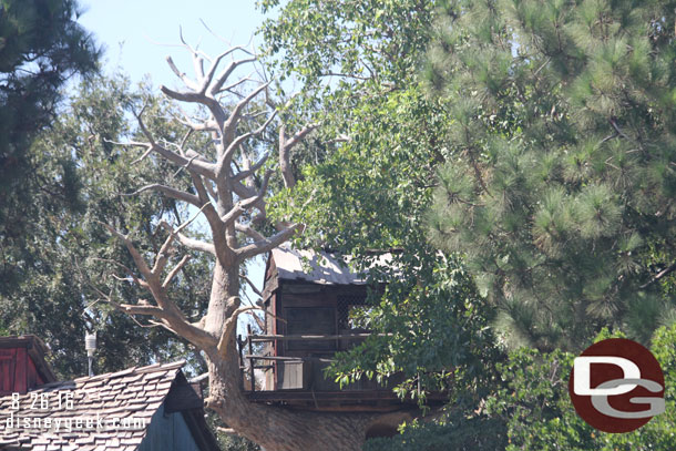 A closer look at the tree house on the island.