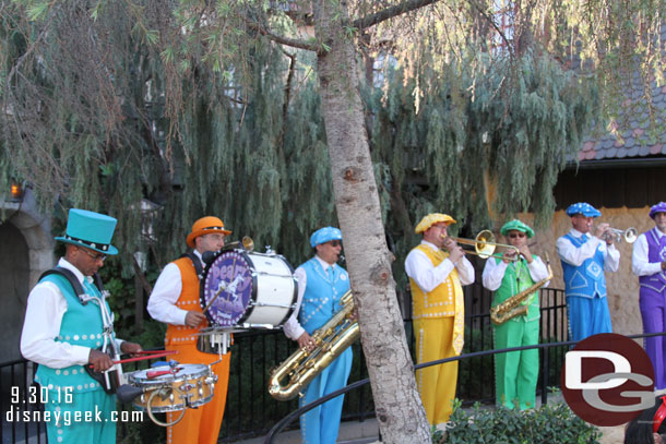 The Pearly Band found a spot in the shade to perform.